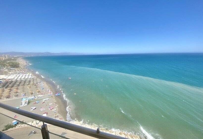 Apartamentos Castillo Del Vigía