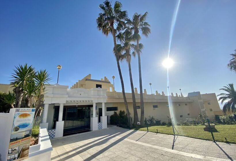 Apartamentos Castillo Del Vigía