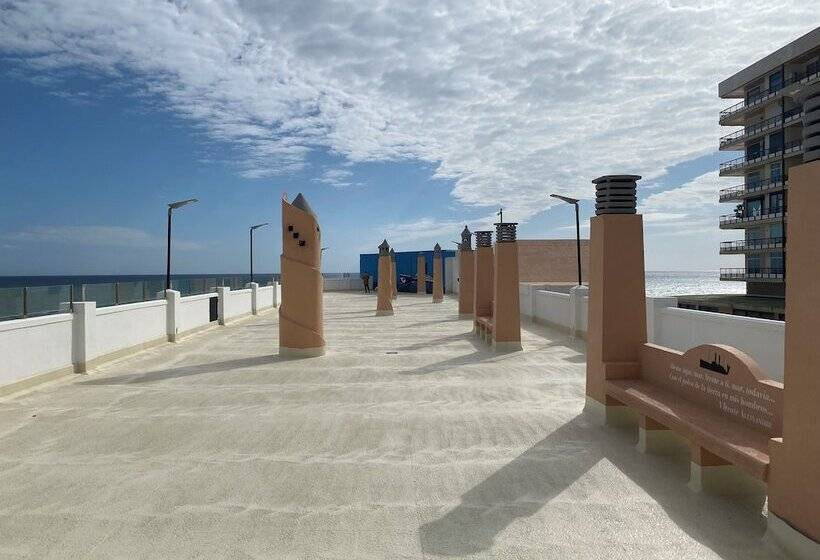 Apartamentos Castillo Del Vigía