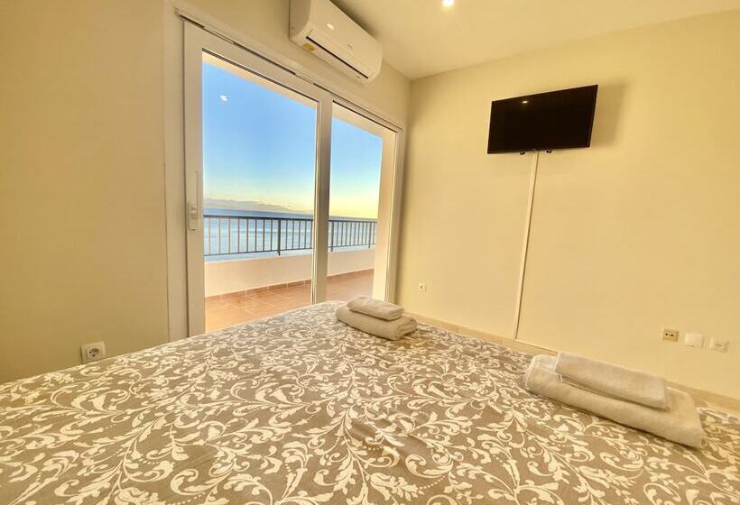 Apartamentos Castillo Del Vigía