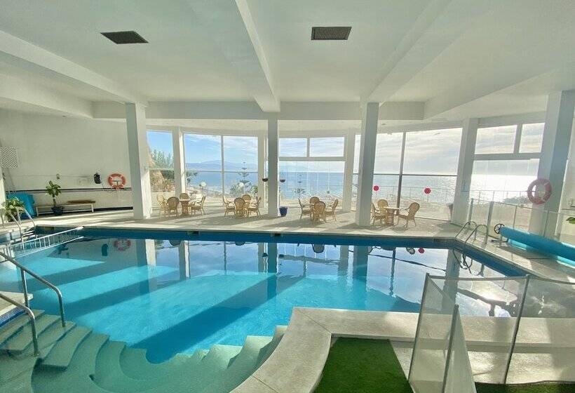 Apartamentos Castillo Del Vigía