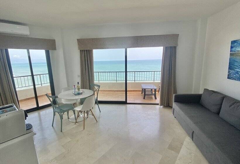 Apartamentos Castillo Del Vigía