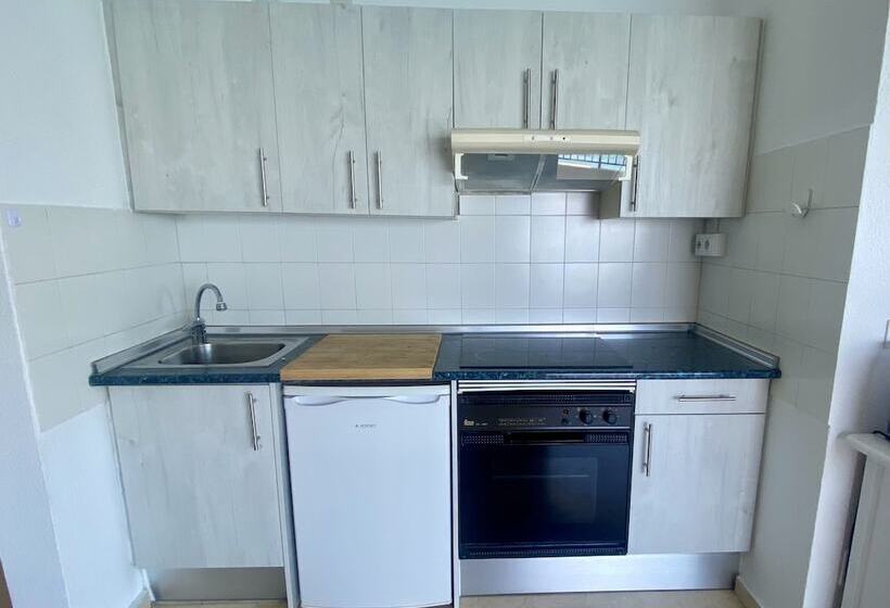 Apartamentos Castillo Del Vigía