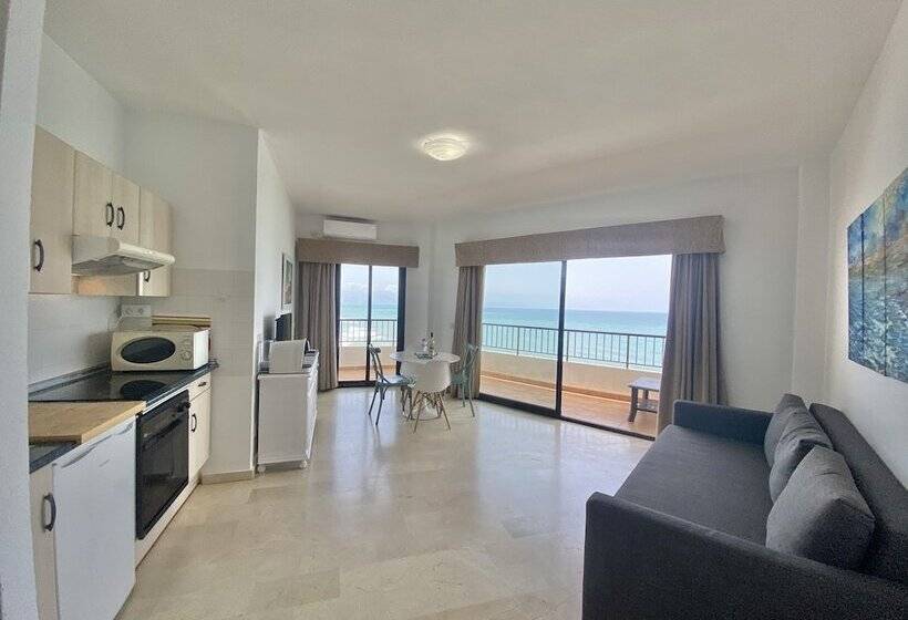 Apartamentos Castillo Del Vigía