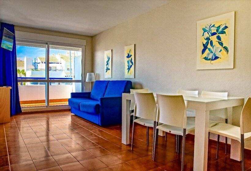 Apartamentos El Puerto