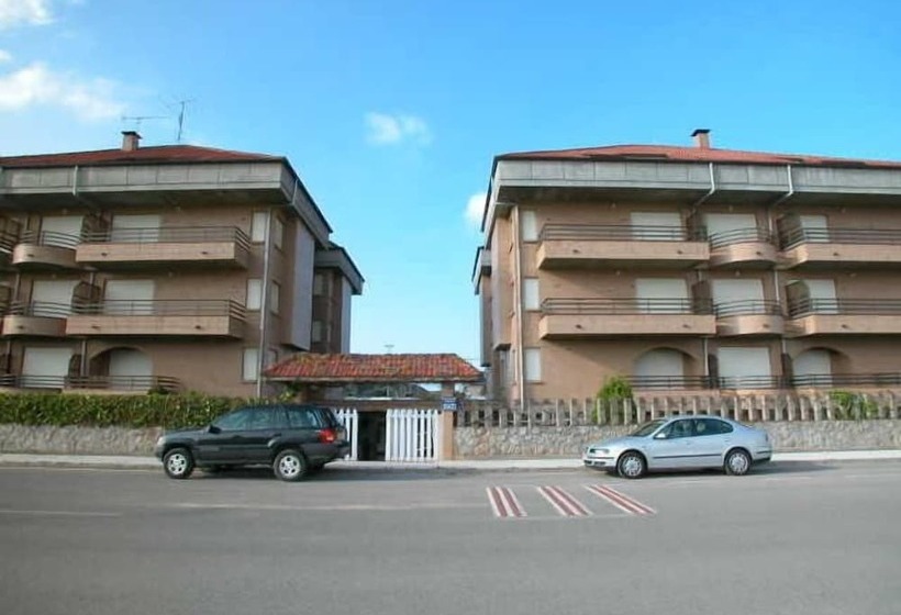 Apartamentos Turisticos Suaces