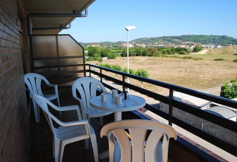 Apartamentos Turisticos Suaces