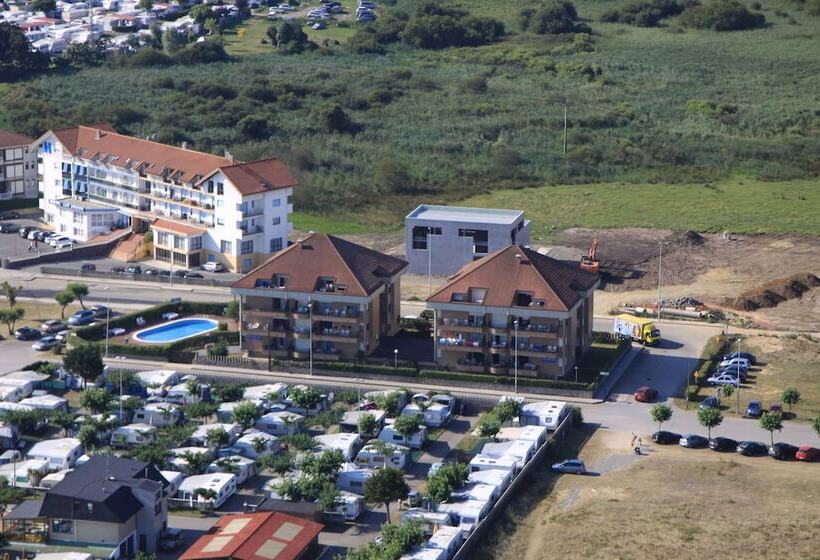 Apartamentos Turisticos Suaces