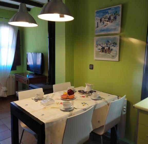 Apartamentos La Iguana