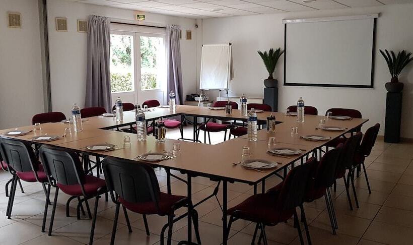 Doubs Hotel   Besançon Ecole Valentin