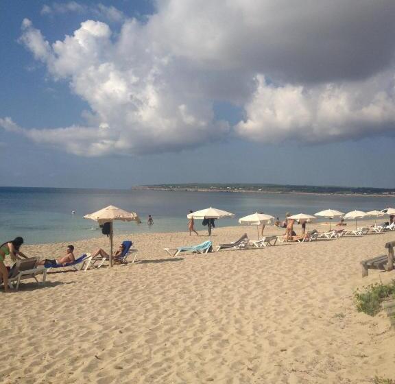 مسافرخانه Ca Marí