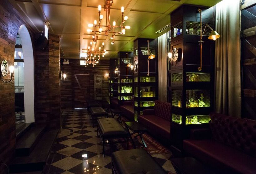 Acme Hotel Company Chicago