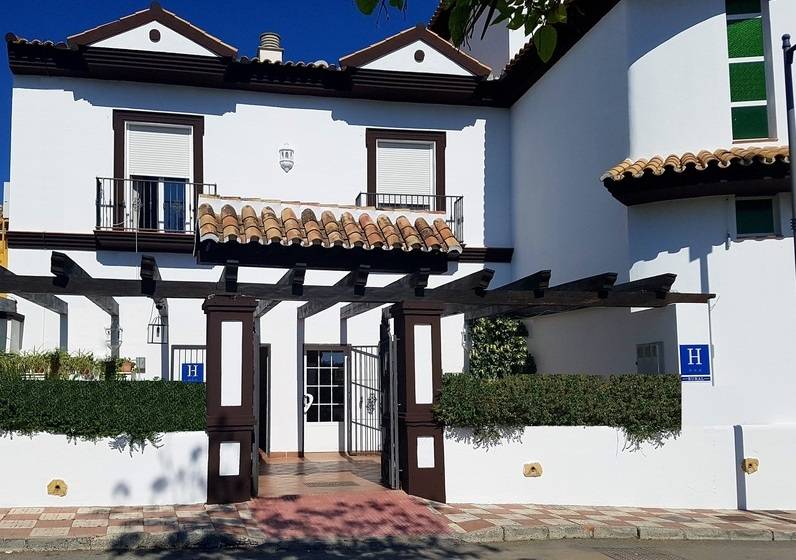 Albenzaire Hotel Asador