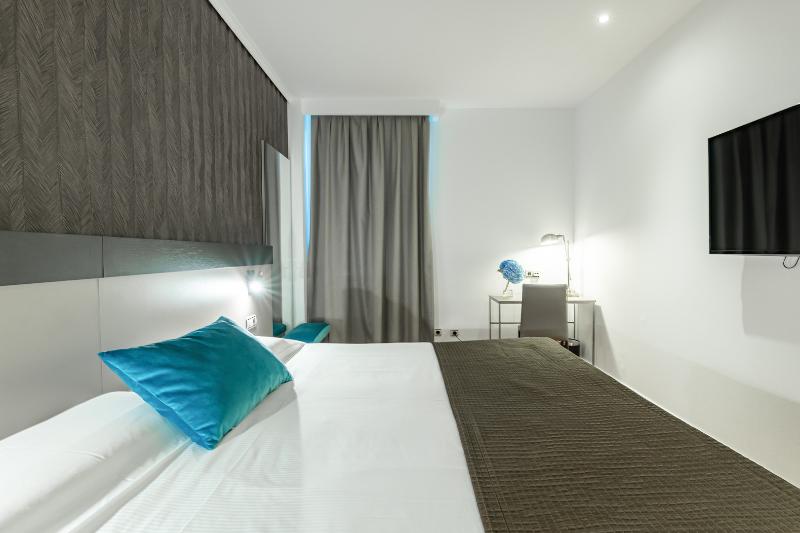 ホテル Amura Alcobendas