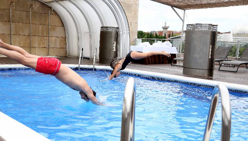 ホテル Amura Alcobendas