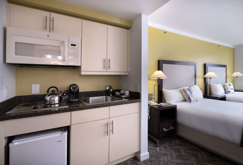 فندق Arya Bw Premier Collection