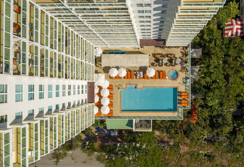 فندق Arya Bw Premier Collection