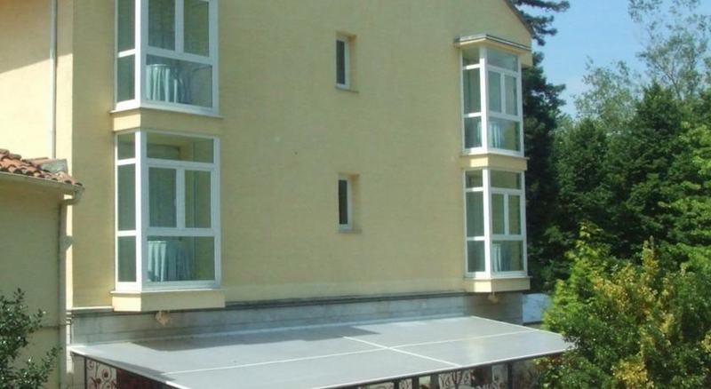 فندق Balneario De Alceda