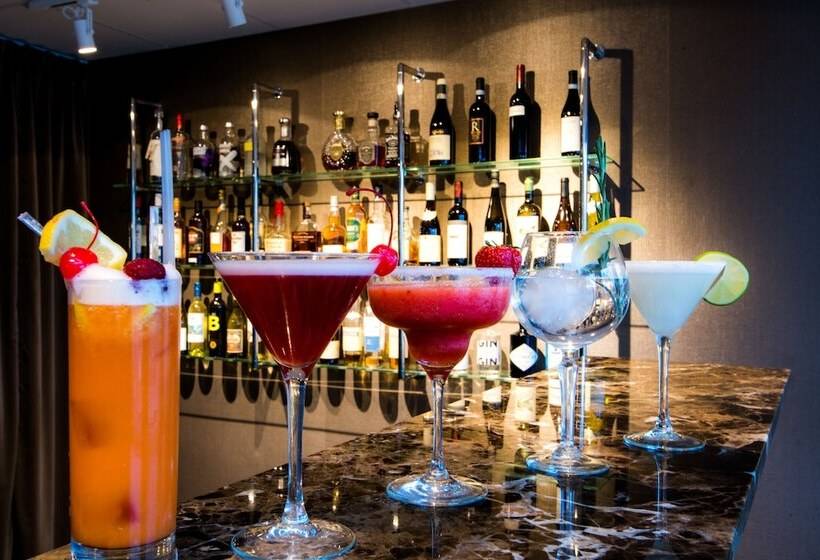 ホテル Best Western Plus Park Airport