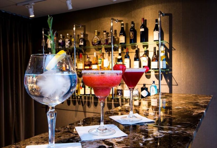 ホテル Best Western Plus Park Airport