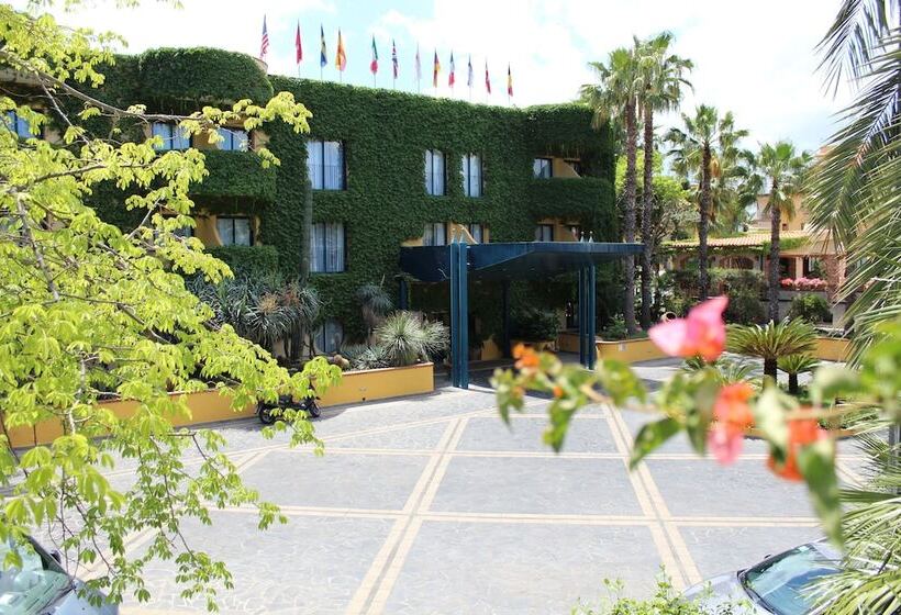 هتل Caesar Palace