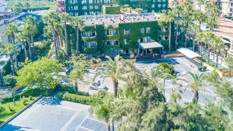 هتل Caesar Palace