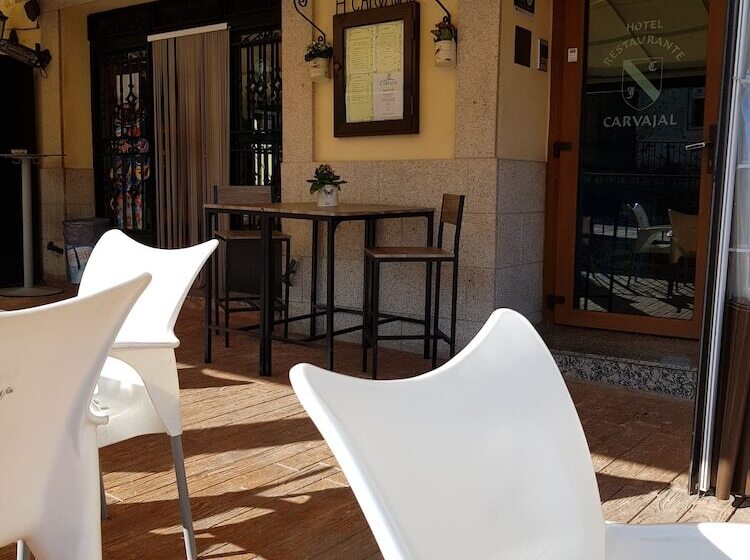 هتل Carvajal