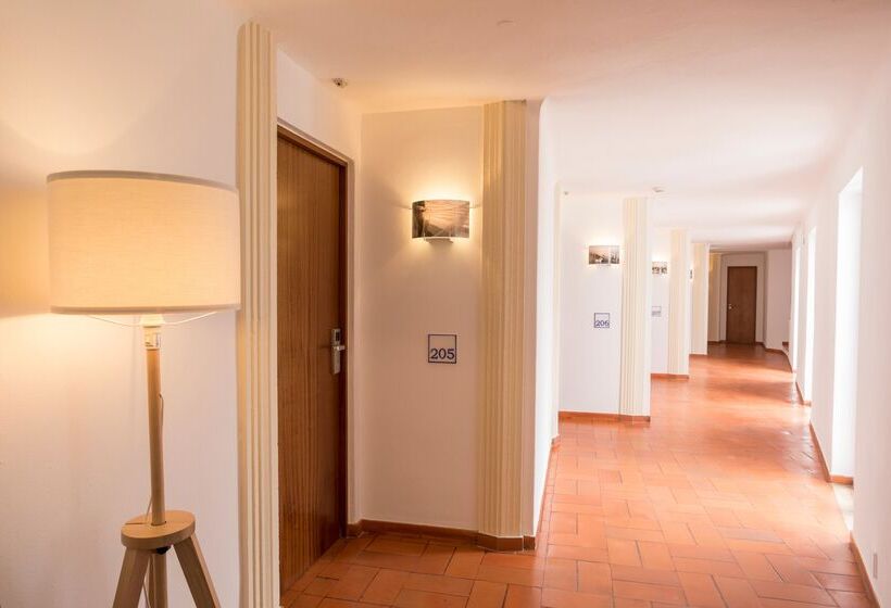 هتل Carvoeiro Plaza