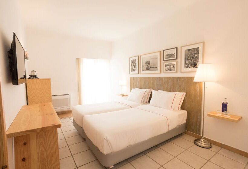 هتل Carvoeiro Plaza