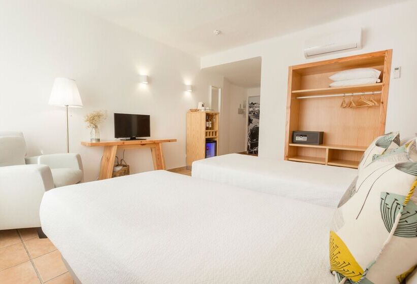 هتل Carvoeiro Plaza