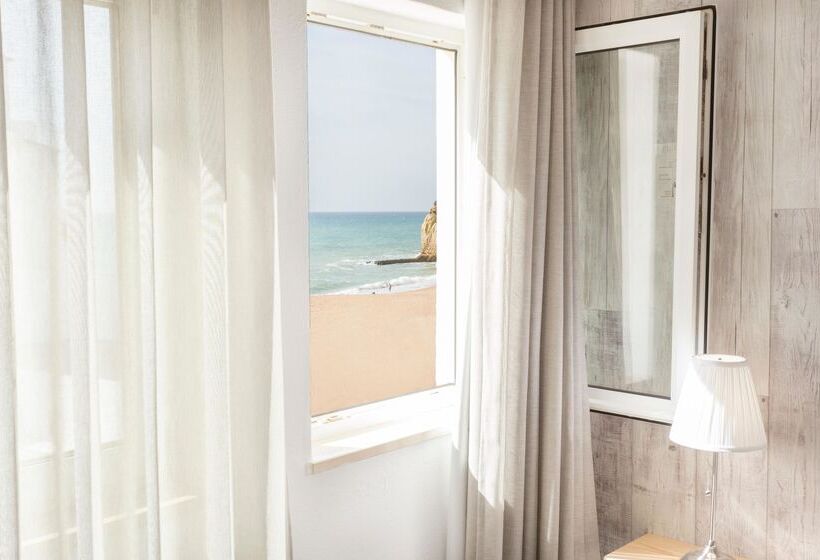 هتل Carvoeiro Plaza