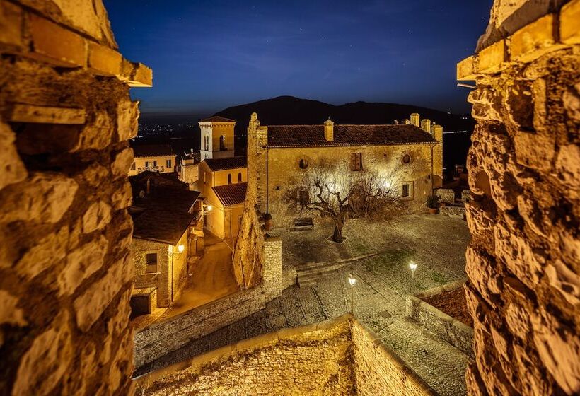 ホテル Castello Orsini