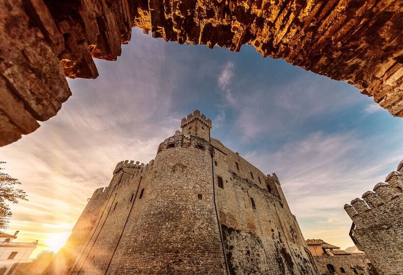 ホテル Castello Orsini