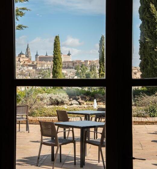 هتل Cigarral De Caravantes