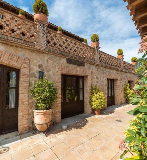 هتل Cigarral De Caravantes