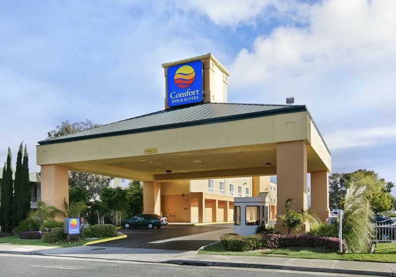 فندق Comfort Inn & Suites Oakland