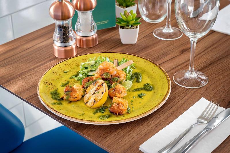 ホテル Courtyard By Marriott Glasgow Airport