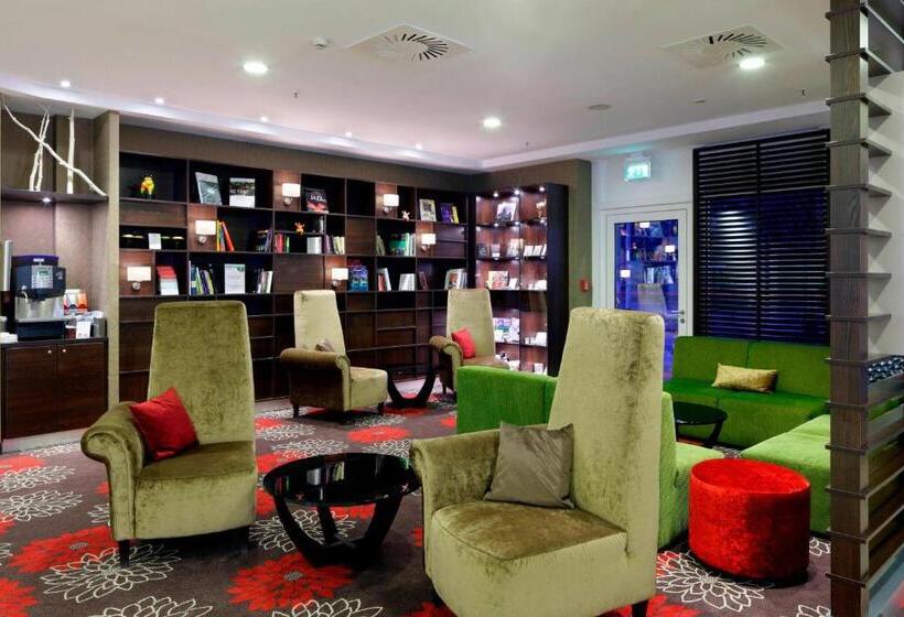 فندق Courtyard By Marriott Hannover Maschsee