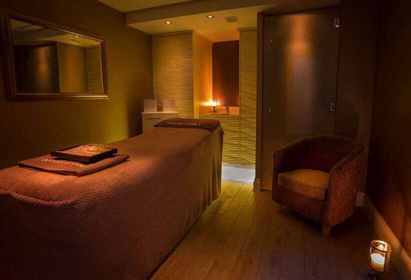 בית מלון כפרי Doubletree By Hilton Belfast Templepatrick