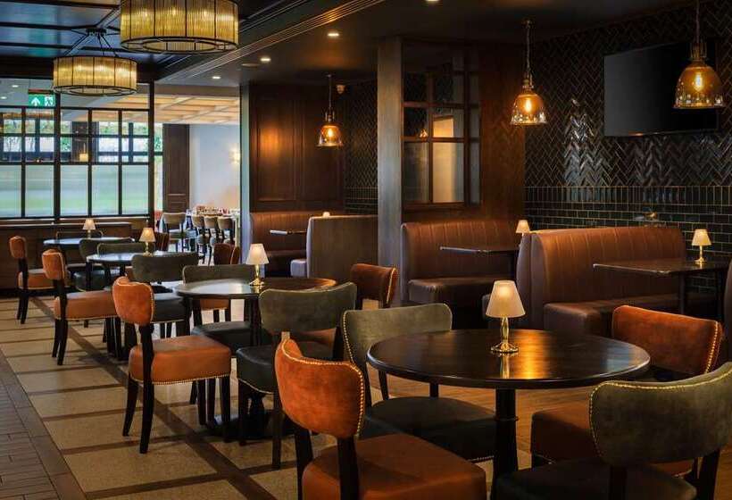 בית מלון כפרי Doubletree By Hilton Belfast Templepatrick