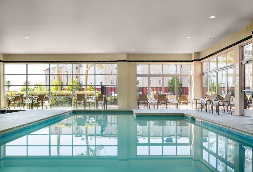 בית מלון כפרי Doubletree By Hilton San Francisco Airport North Bayfront