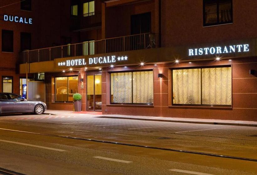 호텔 Ducale
