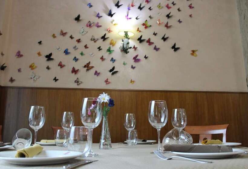 בית מלון כפרי El Castillo