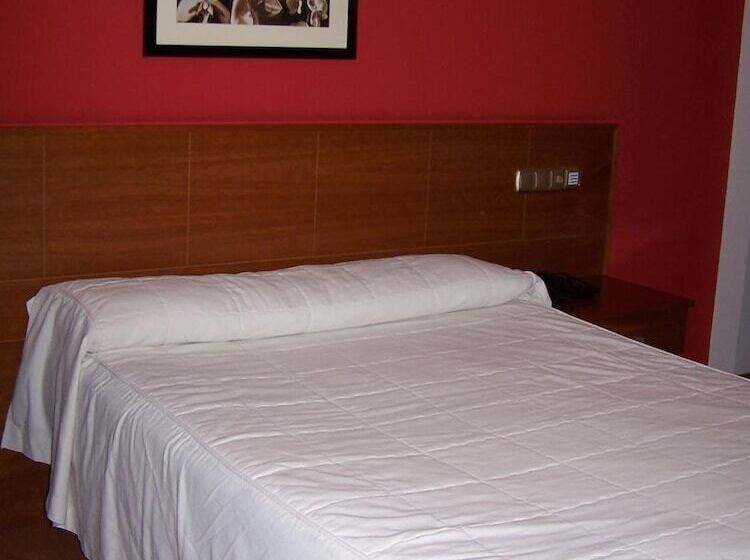 בית מלון כפרי El Castillo