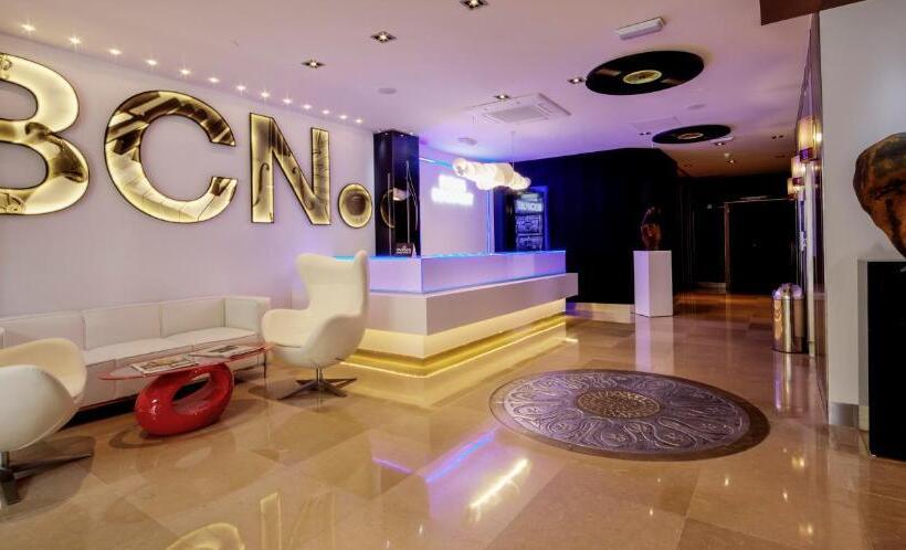 Отель Evenia Rocafort