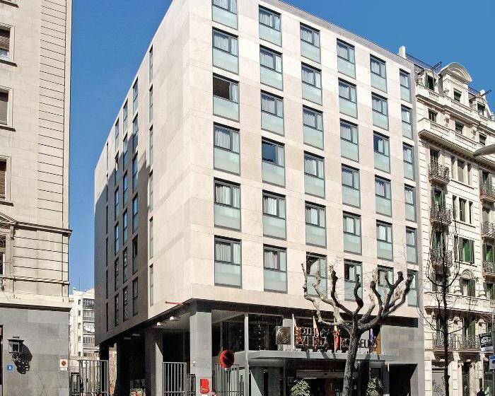 Отель Evenia Rossello