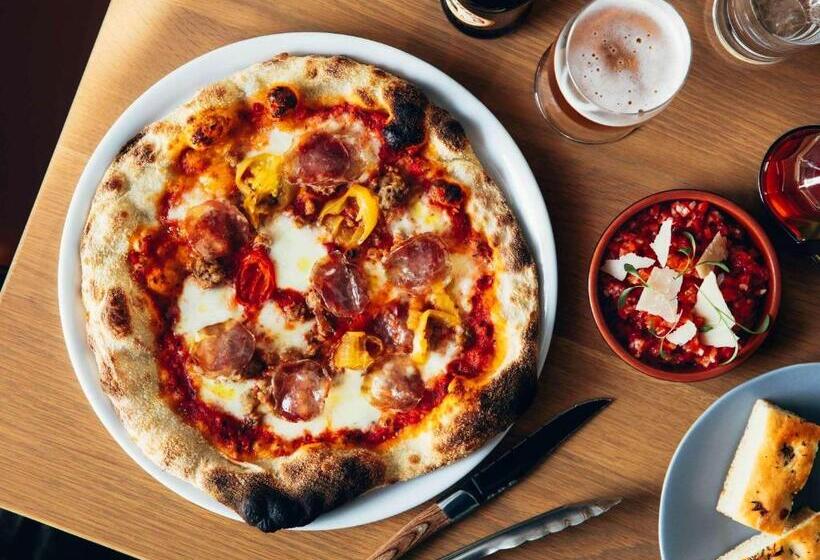 בית מלון כפרי Fairmont Tremblant