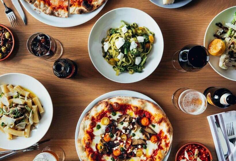 בית מלון כפרי Fairmont Tremblant