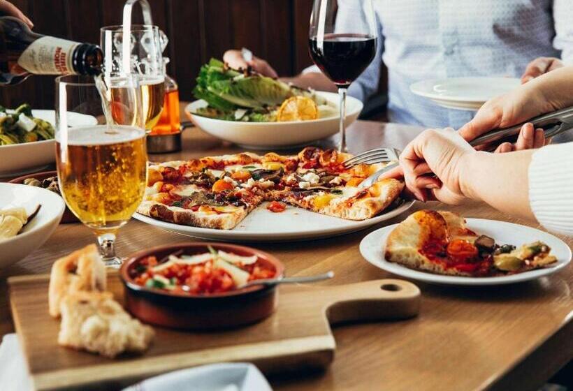 בית מלון כפרי Fairmont Tremblant