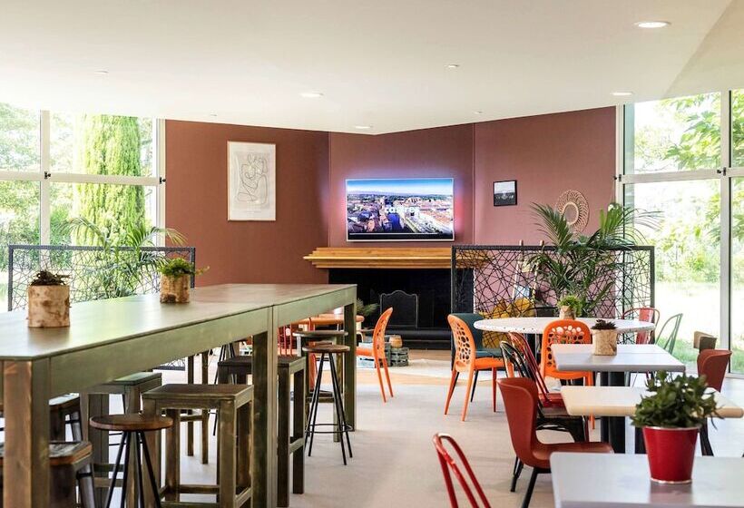 호텔 Greet Hôtel Castres Saix